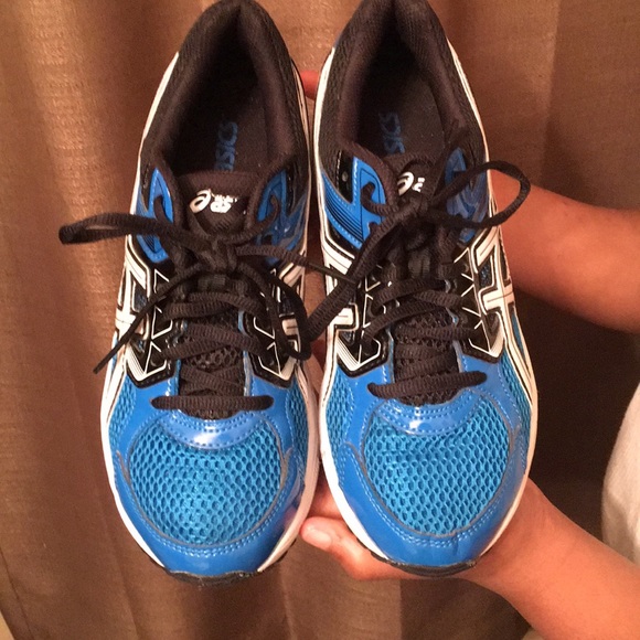 asics boys size 6